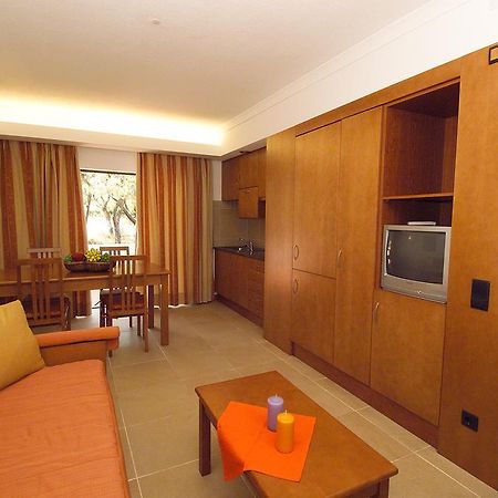 Apartamentos Alvaflor Quarteira Buitenkant foto