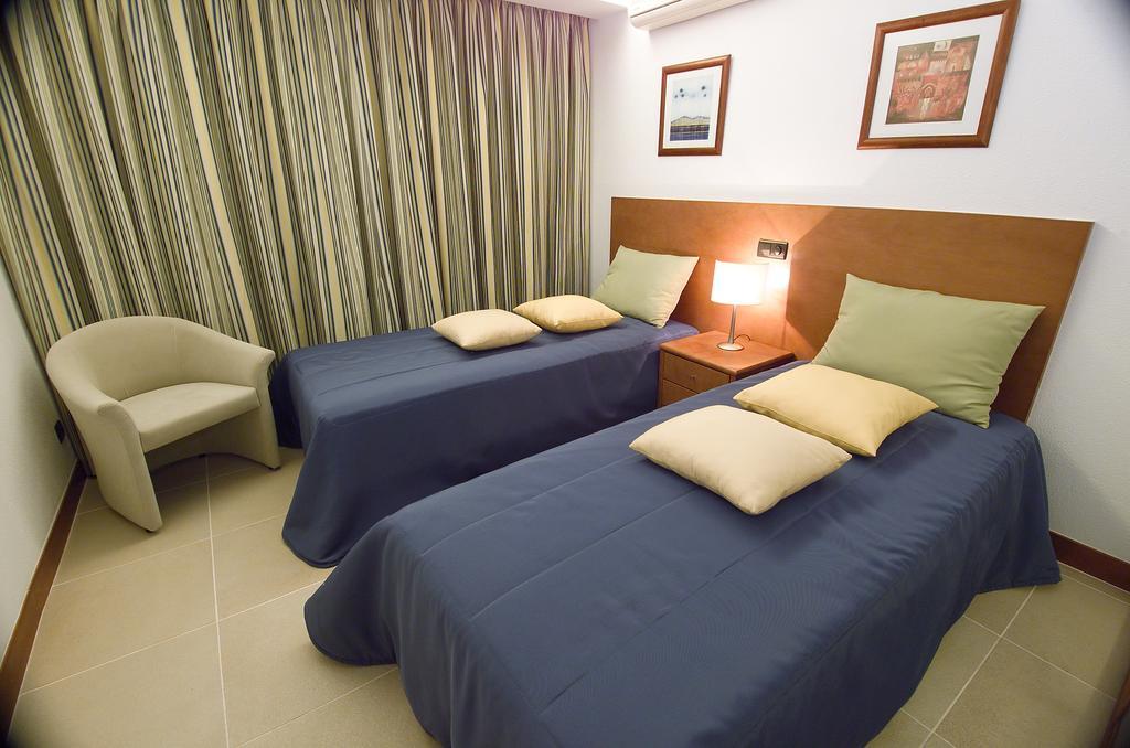 Apartamentos Alvaflor Quarteira Buitenkant foto